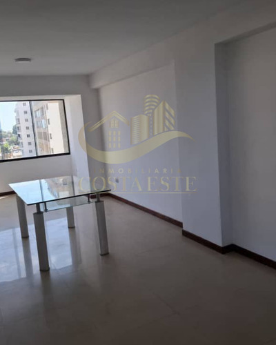 Apartamento En Venta Ubicado En Los Corales Ref 2637