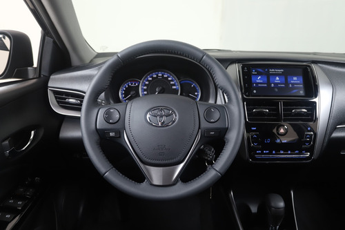 Toyota Yaris 1.5 107cv Xls