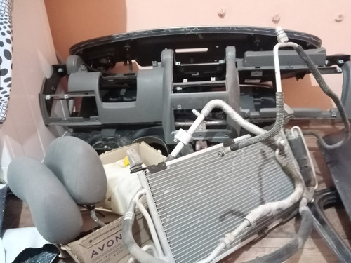 Imagen 1 de 17 de Chevrolet Corsa Autopartes