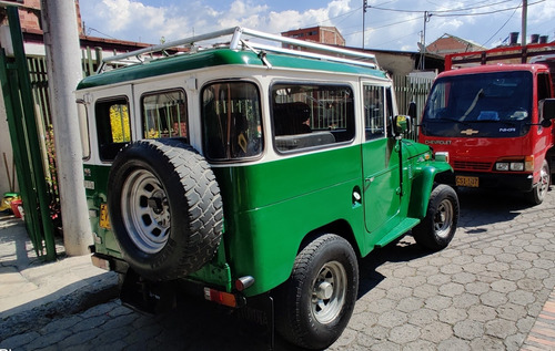 Imagen 7 de 15 de Fj40 Toyota Fj Cruiser Fj40 Corto