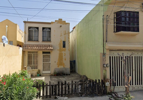 Sk14-casa En Remate Bancario En Azucena 315, Fresnos Viii, 66636 Cdad. Apodaca, N.l.
