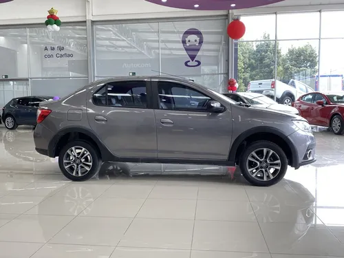 Renault Logan 1.6 Privilege / Intens