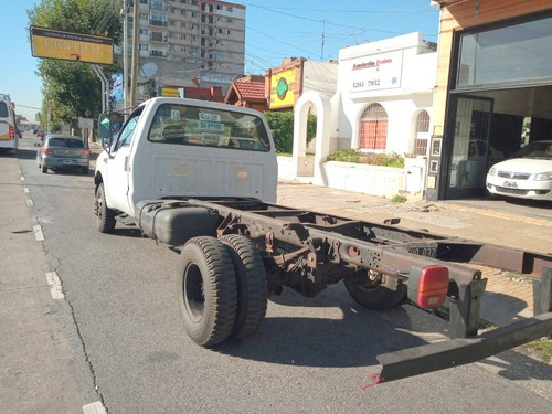 Ford F4000 2010 Chasis