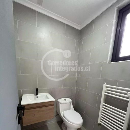 Parcela De 5000 M2 Con Casa Nueva De 140 M2 En Romeral