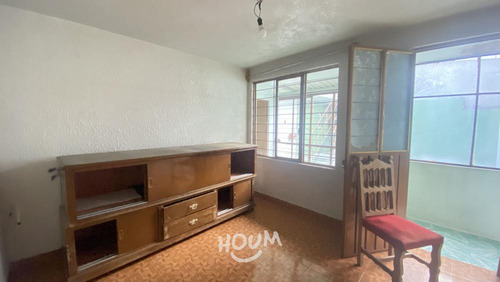 Casa En Gertrudis Sánchez Ii Sección, Gustavo A. Madero Con 6 Recámaras, 149 M², Id: 142499