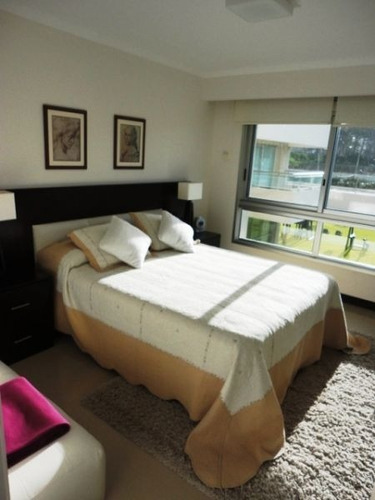 Venta Apartamento 3 Dormitorios Playa Brava, Punta Del Este