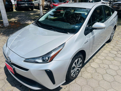 Toyota Prius 1.8 Base Cvt