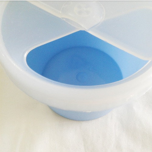 Imagen 5 de 6 de Combo Bebe Tetero 9oz +vasito +juego Cubierto + Dosificador