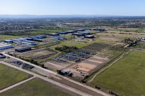 Imagen 2 de 17 de Venta Lote Mas Galpón Polo 52 Parque Industrial