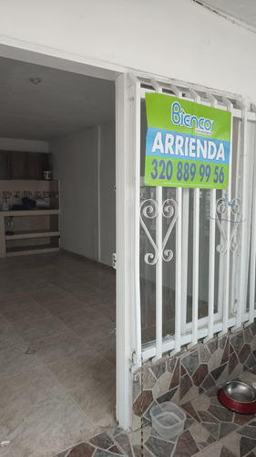 Casa En Arriendo En Cali Siete De Agosto. Cod 103753