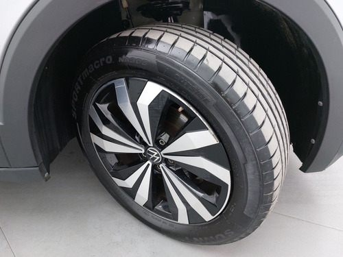 Volkswagen T-Cross 1.0 200 TSI TOTAL FLEX AUTOMÁTICO