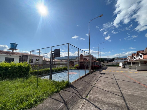 Imagen 5 de 20 de Casa En Urb. Villa San Rafael. Adlz
