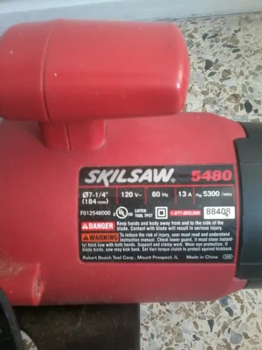 Sierra Circular Skilsaw . 2.3 Hp (Usado)