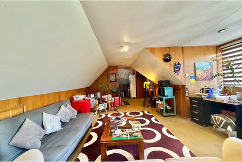 Casa 2 Pisos Amplio Terreno Con Uso Comercial
