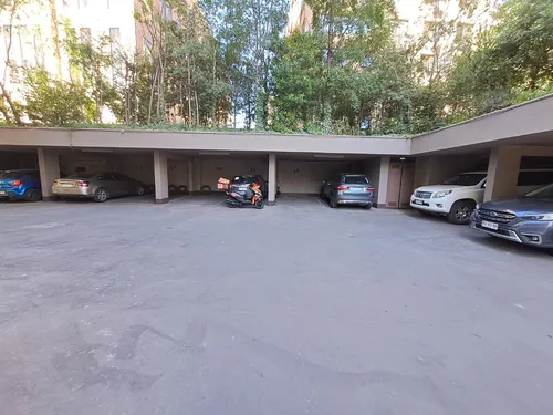 Amplio Departamento A Pasos De Metro Alcántara - Las Condes