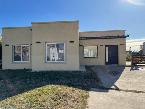 Imagen 2 de 21 de Casa A Estrenar En Venta Barrio San Alfonso Pilar Del Este