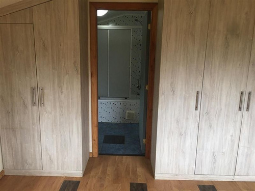 Casa En Venta De 2 Dorm. En Valdivia