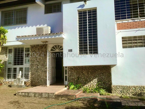 Casa En Venta En San Román 24-21951 Yf