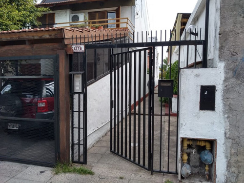 Duplex 2 Amb C/cochera Y Patio C/lavadero.