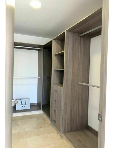 Lujoso Departamento En Venta En Zona Hotelera De Cancun