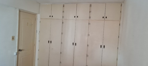 Imagen 10 de 12 de Venta Lindo Apartamento Un Dormitorio Y Terraza En Ciudad Vieja, A Pasos De La Rambla!