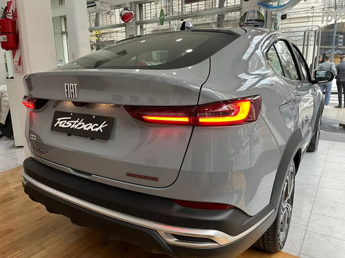 Fiat FASTBACK 1.3 T270 At6