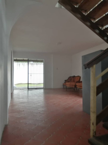 Quinta En Venta/urbanización Las Mayas El Limón/pg1112