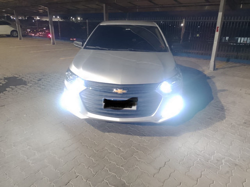 Chevrolet Onix plus 1.0 Lt 4p