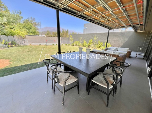 Valle Escondido / Condominio Exclusivo