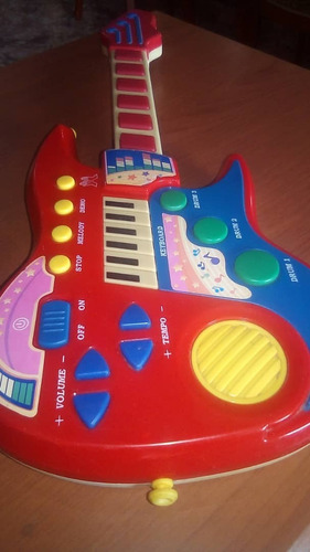Imagen 7 de 10 de Guitarra Musical De Juguete Usada En Excelente Estado