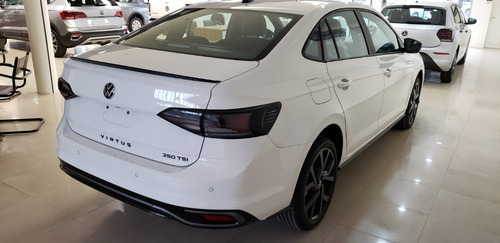 Volkswagen Virtus Exclusive 250 Tsi At