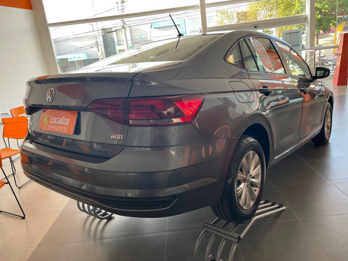 Imagem 5 de 8 de Volkswagen Virtus 1.6 Msi Total Flex Manual