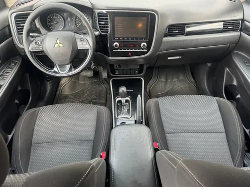 Mitsubishi Outlander 2.4 Es Cvt