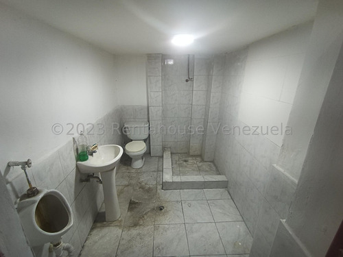 Local En Venta 24-11864 En Quinta Crespo