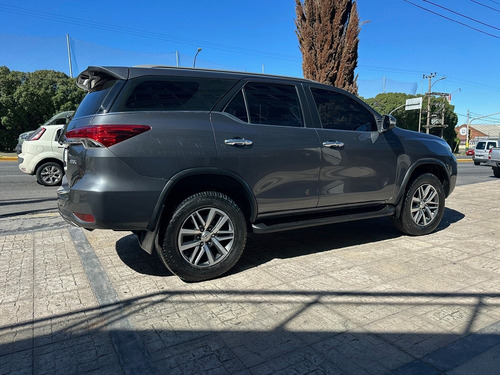 Toyota Hilux SW4 2.8 Srx 177cv 4x4 7as At