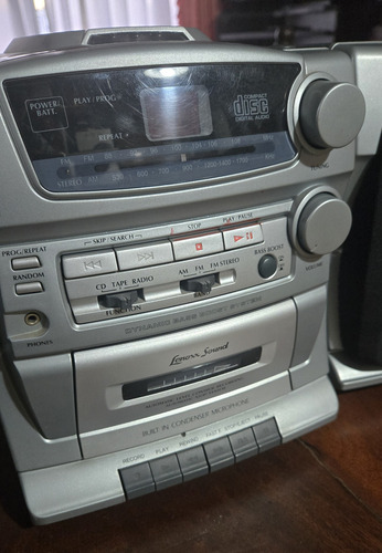 Equipo Musica Radio Cd Casete Con Detalles Gris 30 W (Usado)