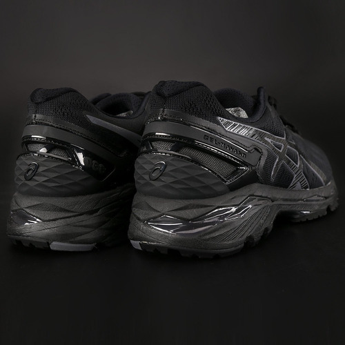 kayano 23 preto