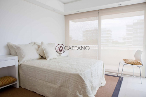 Imagen 15 de 24 de Penthouse En Venta Seis Dormitorios Y Servicio Frente Al Mar - Punta Del Este Brava