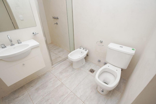 Dúplex En Venta - 2 Dormitorios 2 Baños - Pilar