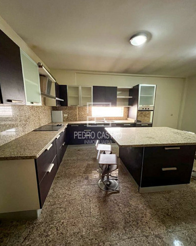 Venta Tonw House En Villa Granada Conjunto Residencial Athenea Place, Puerto Ordaz, Guayana, Bolivar, Venezuela