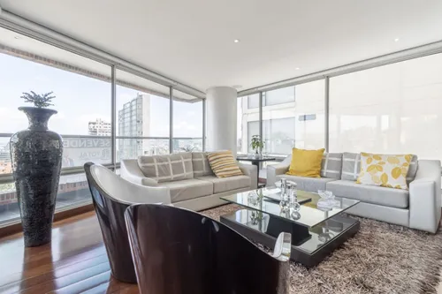 Apartamento En Venta En Chicó Oriental. Cod V9828