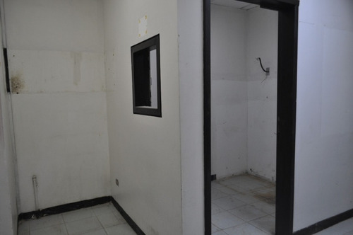 Imagen 3 de 8 de Local En Venta, Cc Las Virtudes, Planta Baja. (87.76 M2)