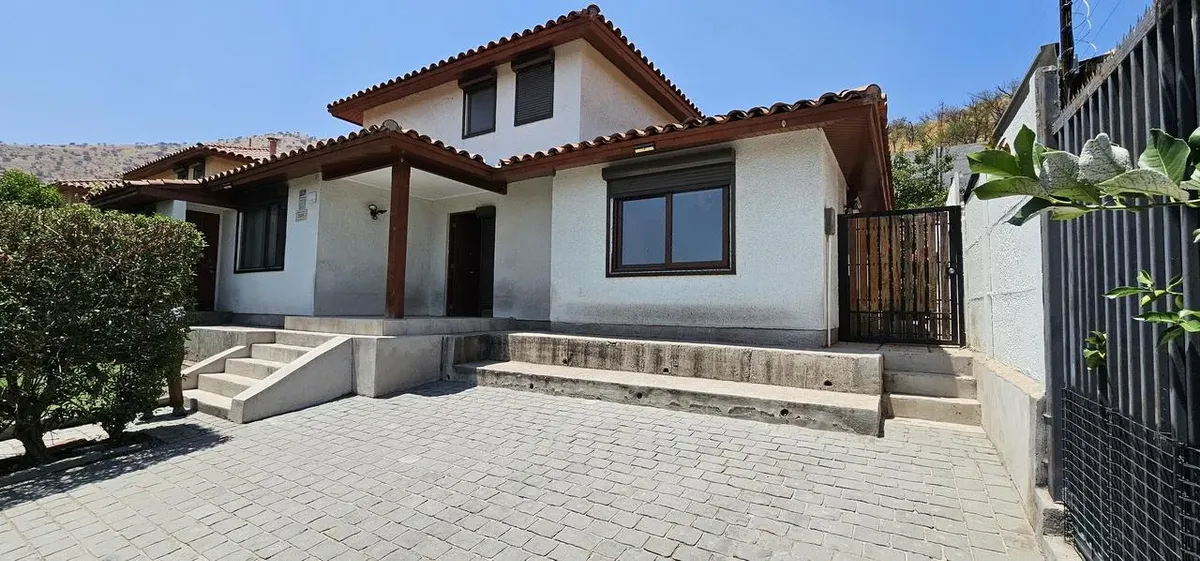 Imagen 5 de 27 de Casa En Venta 4d 4b 2e Con Piscina Y Terraza