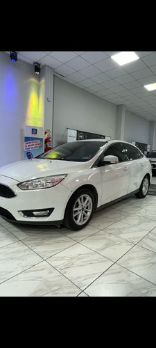 Ford Focus Se 2.0 Sedán, Manual