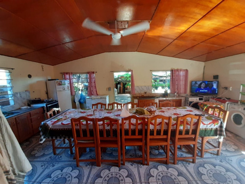 Imagen 2 de 11 de Oferta, Casa En Venta En Encarnación