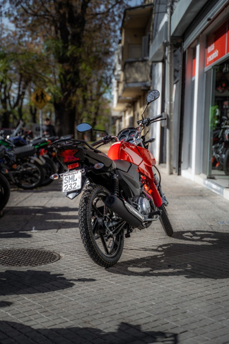 Imagen 10 de 20 de Yamaha Ybrz - 100% Financiada - Tomamos Tu Usada