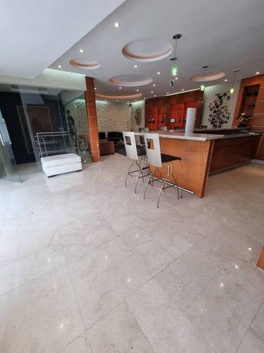 Alquiler De Apartamento En Terrazas Del Country, Residencia Amazonas Ns