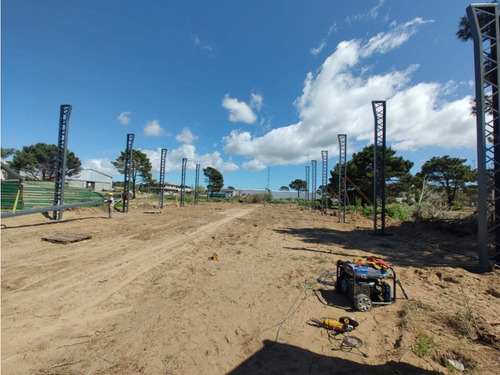 Terreno Industrial Comercial En Ostende
