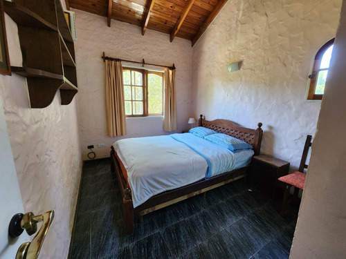 Alquiler Anual Casa 4 Ambientes En El Bosque Country Club Campana