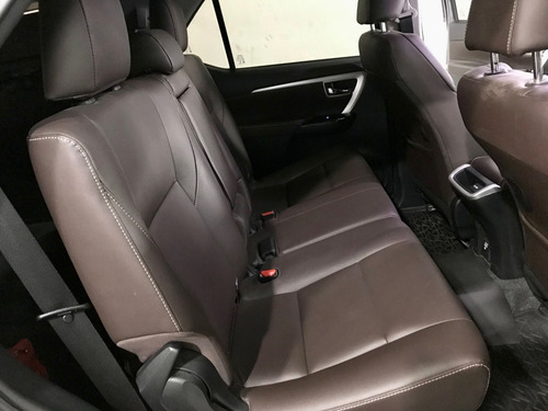 Toyota SW4 2.8 Srx 177cv 4x4 7as At